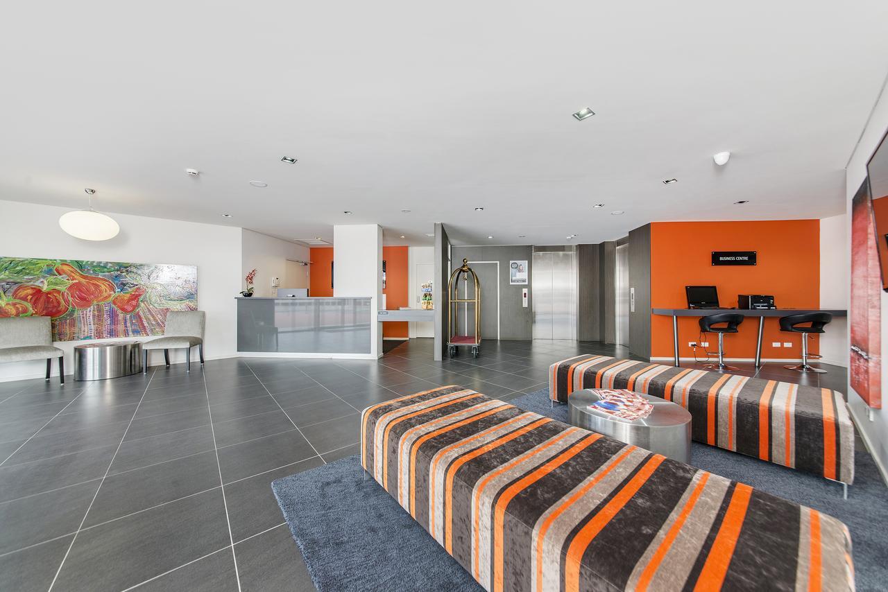 Abode Tuggeranong Aparthotel Canberra Ngoại thất bức ảnh