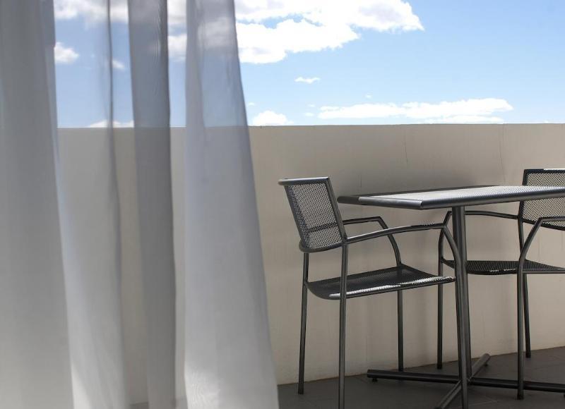 Abode Tuggeranong Aparthotel Canberra Ngoại thất bức ảnh
