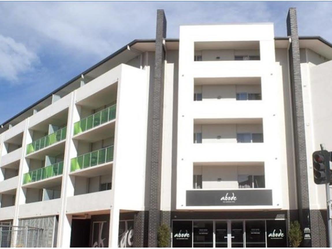 Abode Tuggeranong Aparthotel Canberra Ngoại thất bức ảnh